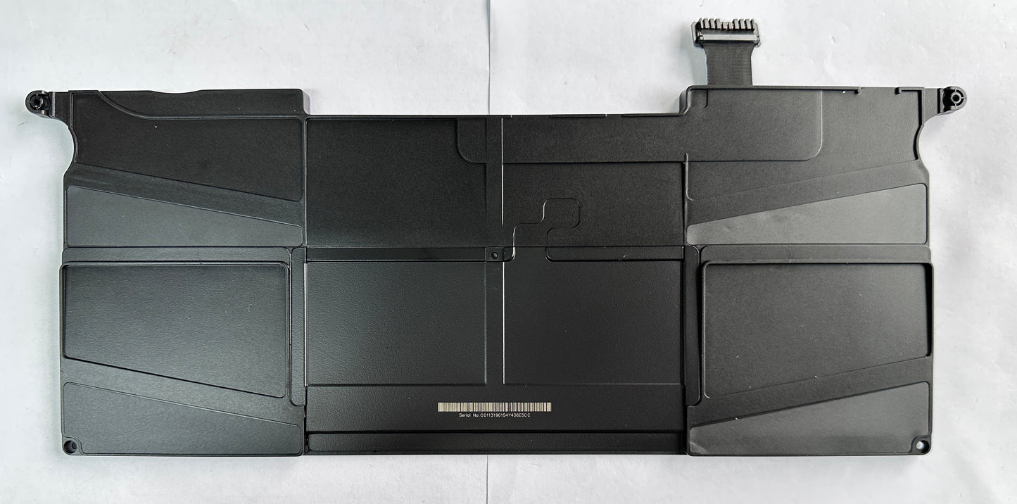 Genuine A1406 Laptop Battery for MacBook Air 11'' A1370 (Mid 2011) and A1495 A1465 (Mid 2011 2012 2013 Early 2014 2015 Version) - Not for A1370 (2010)