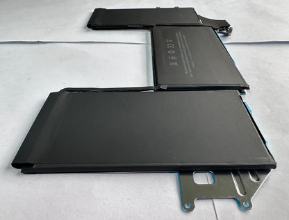 Genuine A1965 Laptop Battery for MacBook Air 13" Retina A1932 (2018 2019, Early 2020) A2179 EMC 3184 3302 MacBook Air8,1 8,2 9,1 MRE82 MRE92 MVFH2 MWTJ2 MVH22 MVFM2 MVFK2 MREE2 MREC2 MREA2 MREF2 MUQT2 MUQU2
