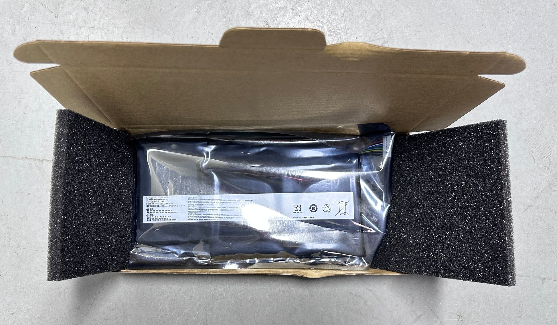 MSI GS63/GS73VR Battery Replacement